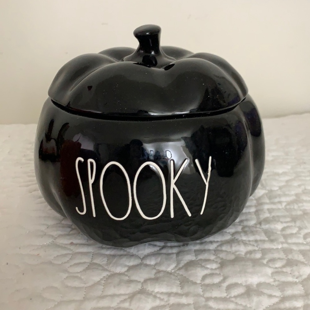 Rae Dunn SPOOKY PUMPKIN